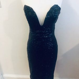 A’Gaci / Black Strapless Sequence Dress